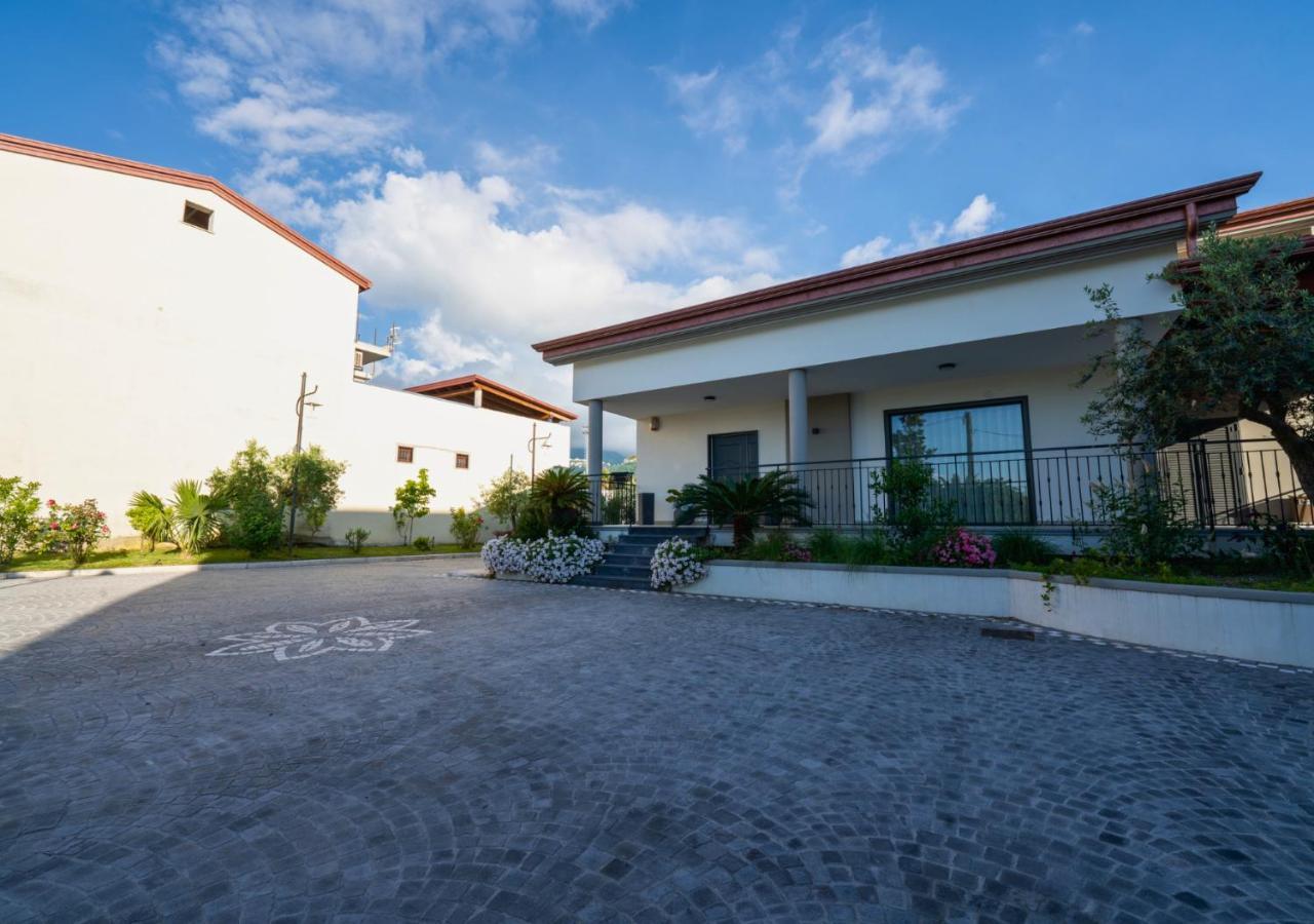Villa Dei Cesari Bed & Breakfast Santa Maria La Carità Exterior foto