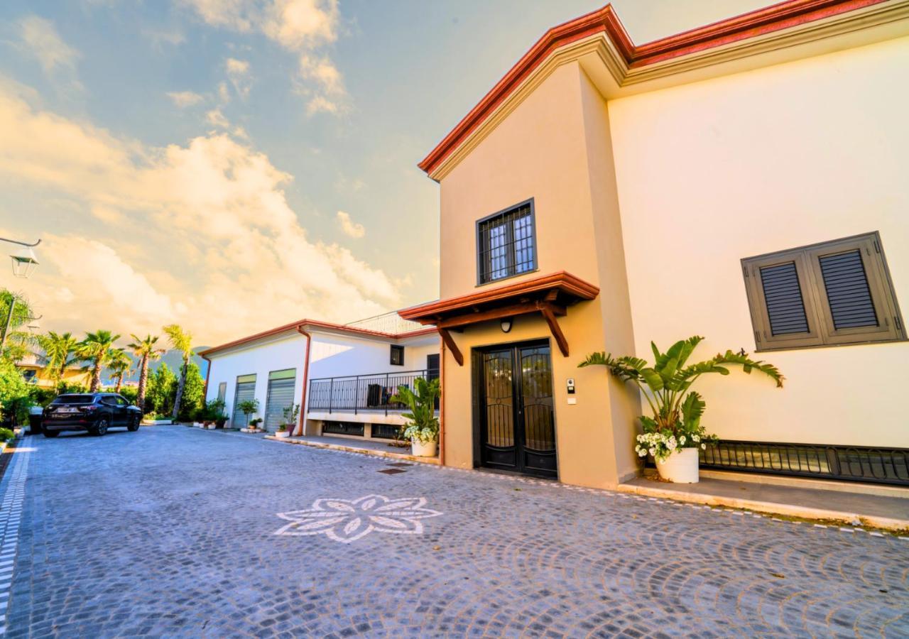 Villa Dei Cesari Bed & Breakfast Santa Maria La Carità Exterior foto